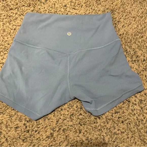 NWOT lululemon Align™ High-Rise Short 4" - Picture 6 of 8